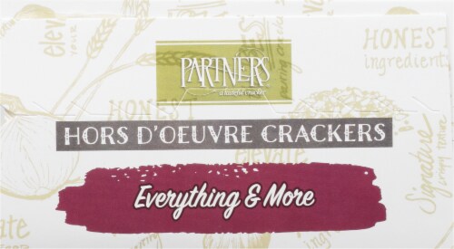 Partners® Everything & More Hors D'oeuvre Crackers Perspective: top