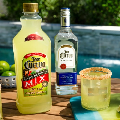 Jose Cuervo® Classic Margarita Mix Perspective: top