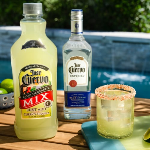 Jose Cuervo® Margarita Mix Classic Lime Light Perspective: top