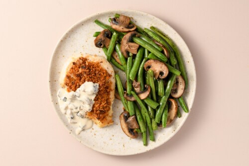 Home Chef Meal Kit Crispy Onion-Crusted Chicken with Creamy Mushroom Sauce and Green Beans Perspective: top