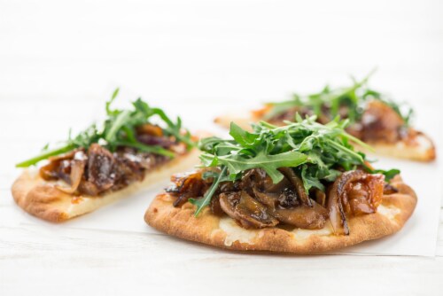 Home Chef Meal Kit Prosciutto And Fig Mini Flatbreads With Mozzarella Perspective: top