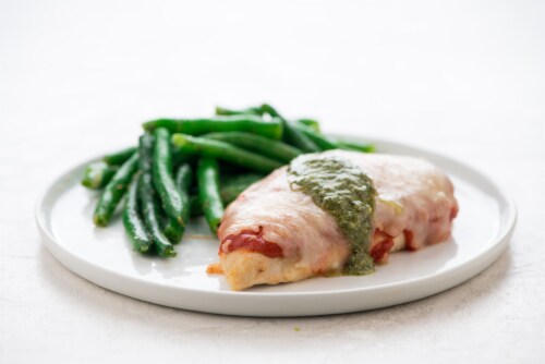 Home Chef Oven-Ready Single-Serving Bruschetta Chicken with Green Beans Perspective: top