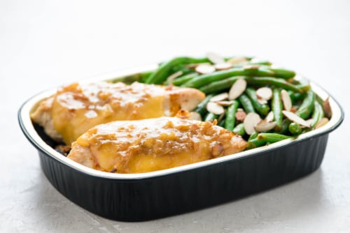 Home Chef Oven Kit Smoked Gouda-Crusted Chicken With BBQ-Spiced Green Beans Perspective: top