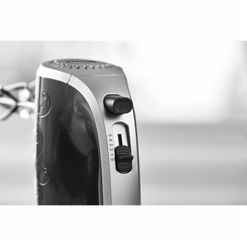 Brentwood HM-44 150 Watt 5 Speed Electric Kitchen Egg Beater Hand Mixer, Black Perspective: top