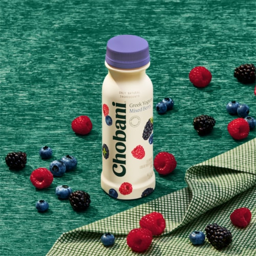 Chobani® Low-Fat Mixed Berry Greek Yogurt Drink Perspective: top