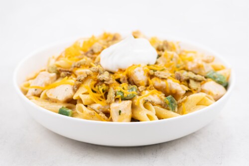 Home Chef Value Meal Kit Jalapeño Popper Chicken Penne Alfredo Perspective: top
