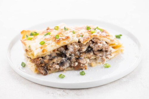 Home Chef Value Meal Kit Italian Sausage And Mushroom Weekend Lasagna Perspective: top
