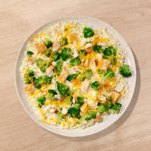 Home Chef Heat & Eat Broccoli Cheddar Chicken Casserole Perspective: top