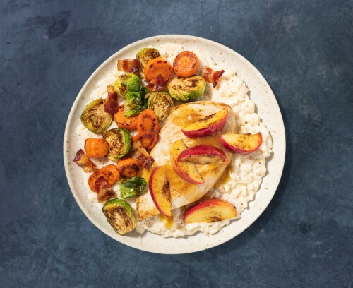 Home Chef Heat And Eat Culinary Collection Apple And Bourbon Chicken with Smoked Gouda Risotto Perspective: top
