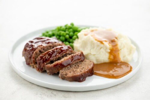 Home Chef Value Meal BBQ Meatloaf With Mashed Potatoes And Peas Perspective: top