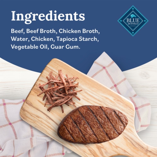Blue Buffalo Tender Shreds Beef Toppers in Savory Broth, Dog Food Complement, Beef, 2.5-oz Pouch Perspective: top