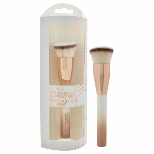 Flower Foundation Buffing Brush B1 Perspective: top
