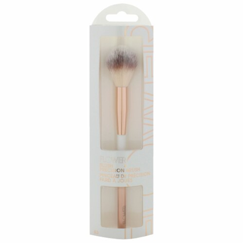 Flower Master Blush Brush B3 Perspective: top