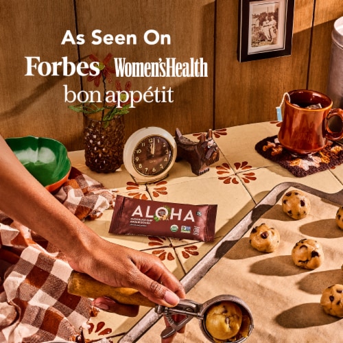 Aloha Organic Chocolate Chip Cookie Dough Protein Bar 1.98 oz Perspective: top