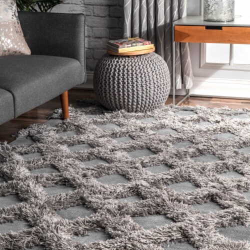 Nuloom Francene Diamond Trellis Shag Area Rug in Silver Perspective: top