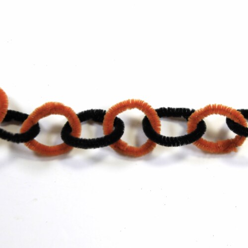 Halloween Chenille Chain Garland. Fabric Orange Black Wb0028 Perspective: top