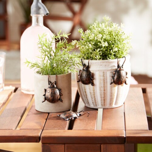 Ladybug Cast Iron Pot Hanger Set Of 4 Perspective: top