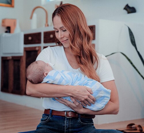 Comfy cubs best sale swaddle