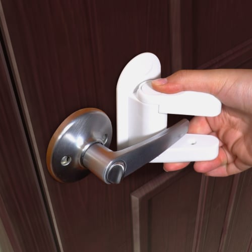 Safety 1st OutSmart White Lever Door Lock 4-Pack in the Child Safety  Accessories department at