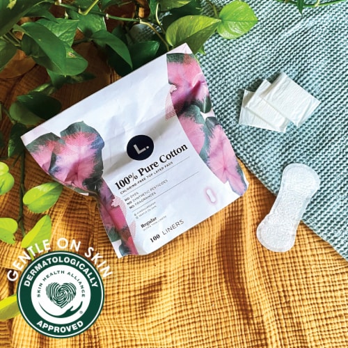 L. Chlorine Free Organic Cotton Ultra Thin Liners Regular Absorbency Perspective: top