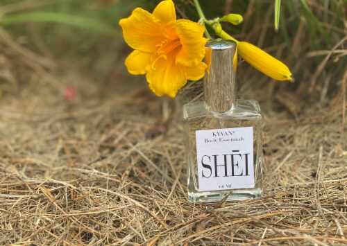 SHĒI by Kyla Women’s Perfume Perspective: top