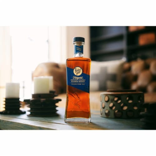 Rabbit Hole Heigold Kentucky Straight Bourbon Whiskey Perspective: top