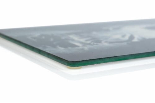 Star Wars Han Solo Frozen in Carbonite Glass Cutting Board Perspective: top