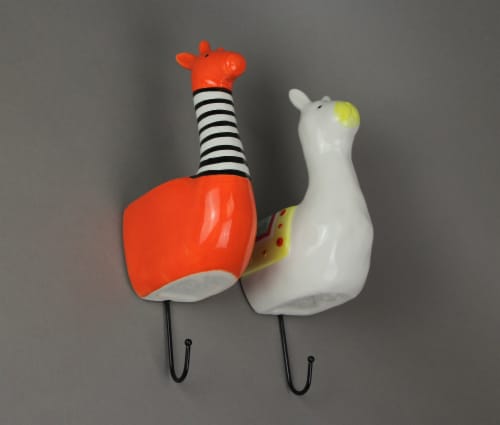 Set of 2 Llama & Giraffe Ceramic Wall Hanging Succulent Planters Decorative Pots Perspective: top