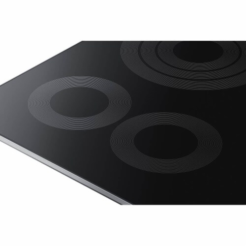 Samsung NZ36K6430RS 36 inch Stainless 5 Burner Electric Cooktop Perspective: top