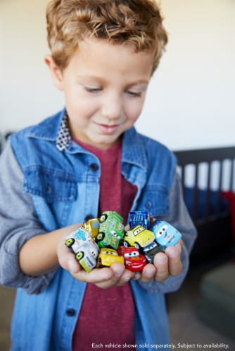 Mattel Disney Pixar Cars 3 Mini Racers Perspective: top