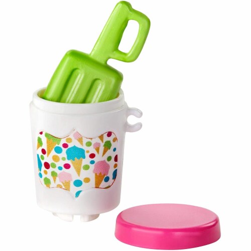 Barbie Skipper Babysitters Inc. Feeding and Bath-Time Playset with Color-Change Baby Doll Perspective: top