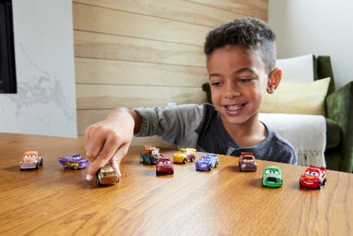 Disney & Pixar Cars Mini Racers Variety Pack Perspective: top
