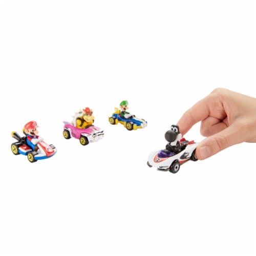 Mattel Hot Wheels® Mario Kart Bundle Perspective: top