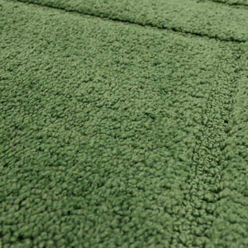 HD Designs Mohawk Home Bath Rug - Dark Ivy Perspective: top
