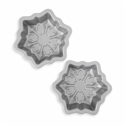 Holiday Home Metal Mini Bakeware Pans - Snowflake Perspective: top