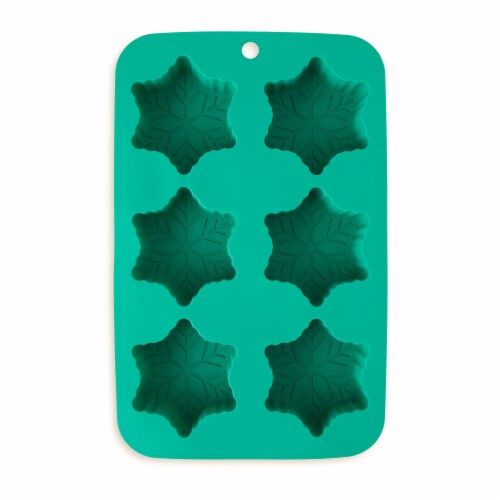 Holiday Home Silicone Bakeware Pan - Snowflake Perspective: top
