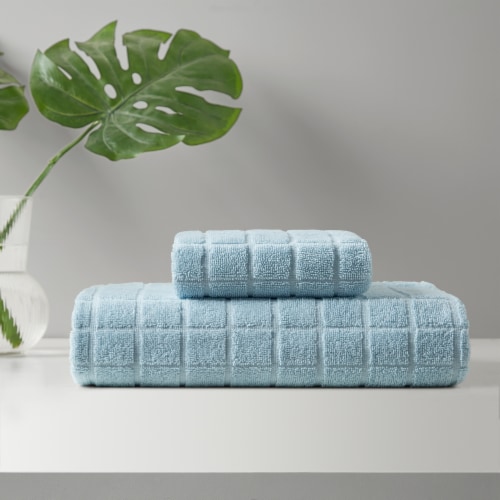Everyday Living Windowpane Bath Towel - Blue Perspective: top