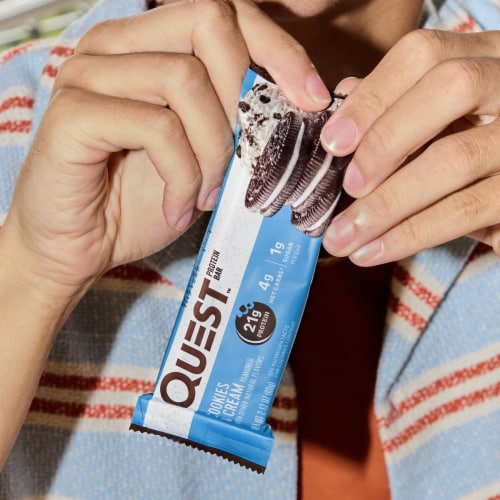 Quest Cookies & Cream Protein Bars Perspective: top