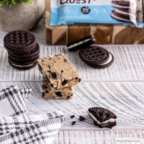 Quest Cookies & Cream Protein Bars Perspective: top