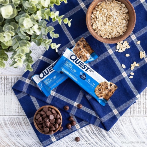 Quest Oatmeal Chocolate Chip Protein Bars Perspective: top