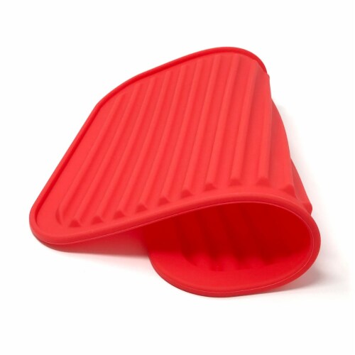 Wrapables Multi-use Durable Flexible Non-Slip Insulated Silicone Mat (Set of 2), Red Perspective: top