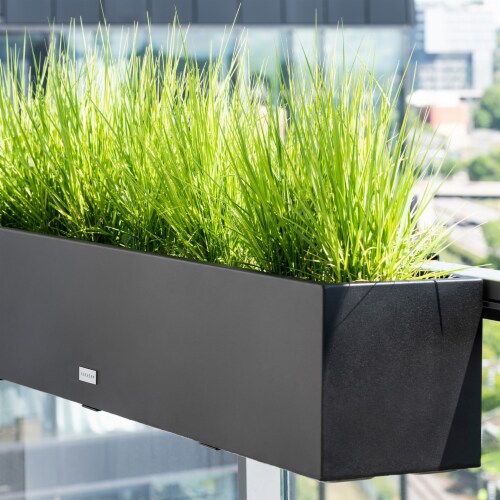 Metallic Series Railing Planter 48'' Black, 1 QFC
