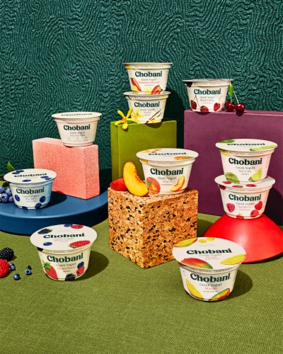 Chobani® Strawberry Banana on the Bottom Nonfat Greek Yogurt Cup Perspective: top