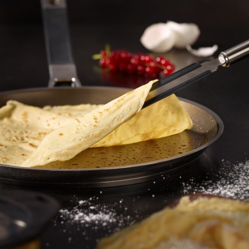 Rosle Stainless Steel Round Handle Crepes Turner, 12.6-Inch Perspective: top
