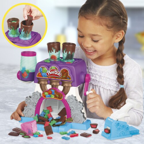 Play-Doh Kitchen Creations Candy Delight Playset Perspective: top