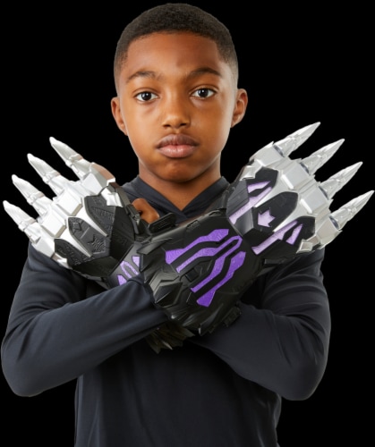 Black panther toy sales claws