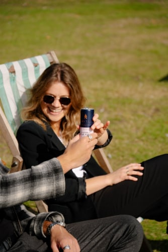 Savyll® Non-Alcoholic Paloma Flavored Sparkling Cocktail Perspective: top