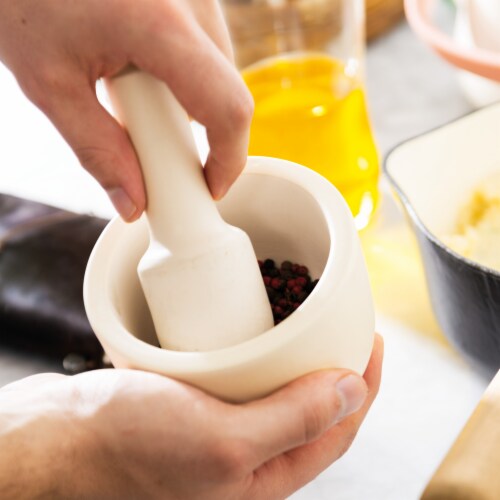 BergHOFF Leo Stoneware Covered Mortar and Pestle Perspective: top