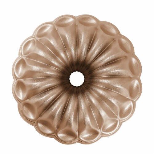 Baker's Secret Bundt Cake Pan, Die Cast Aluminum, Cake Pan - (Fountain) Perspective: top