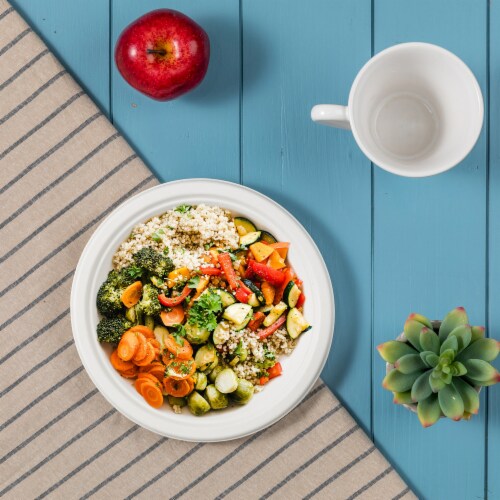 Glitzhome Oak™ PLUS 9-Inch Compostable White Sugarcane Plates Perspective: top